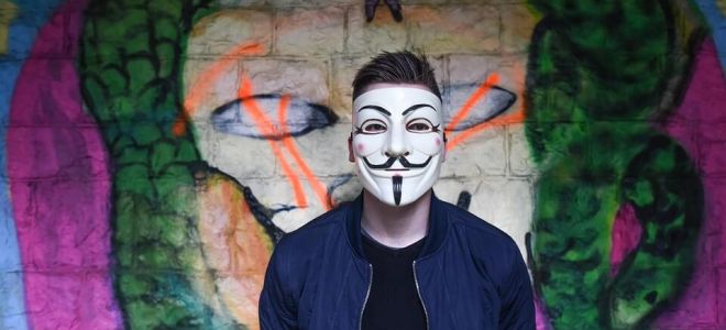 Выплаты в Биткоинах: кому, за что и сколько?