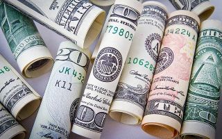 Макафи сказал, что в Биткоин стоимостью миллион USD верят лишь идиоты