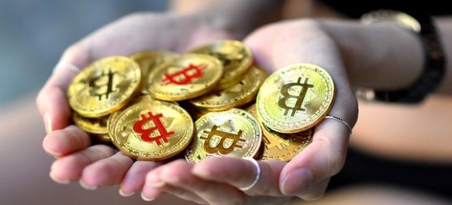 Традиционные платежные системы льют воду на мельницу криптовалют